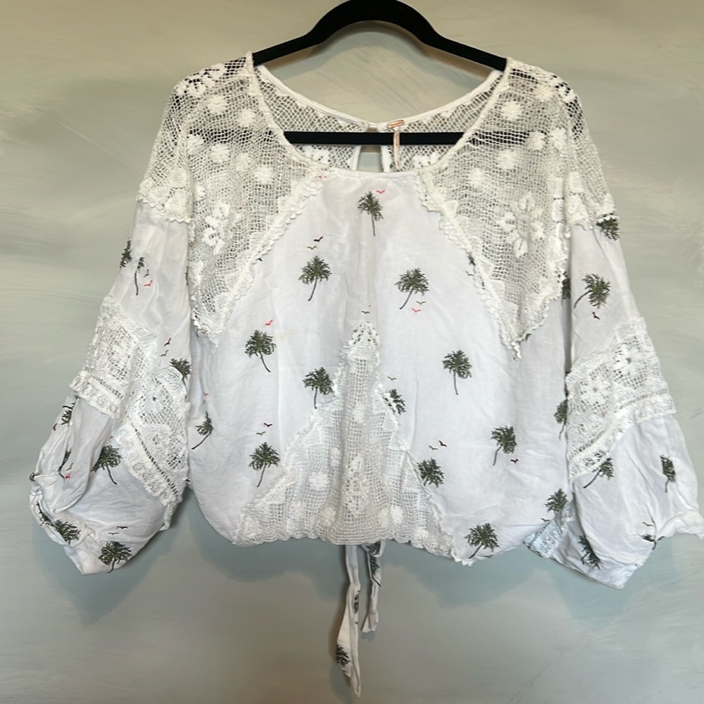 Free People White Eyelet Lace Palm Print Peasant Blouse